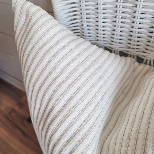 Evelyn Outdoor Pillow