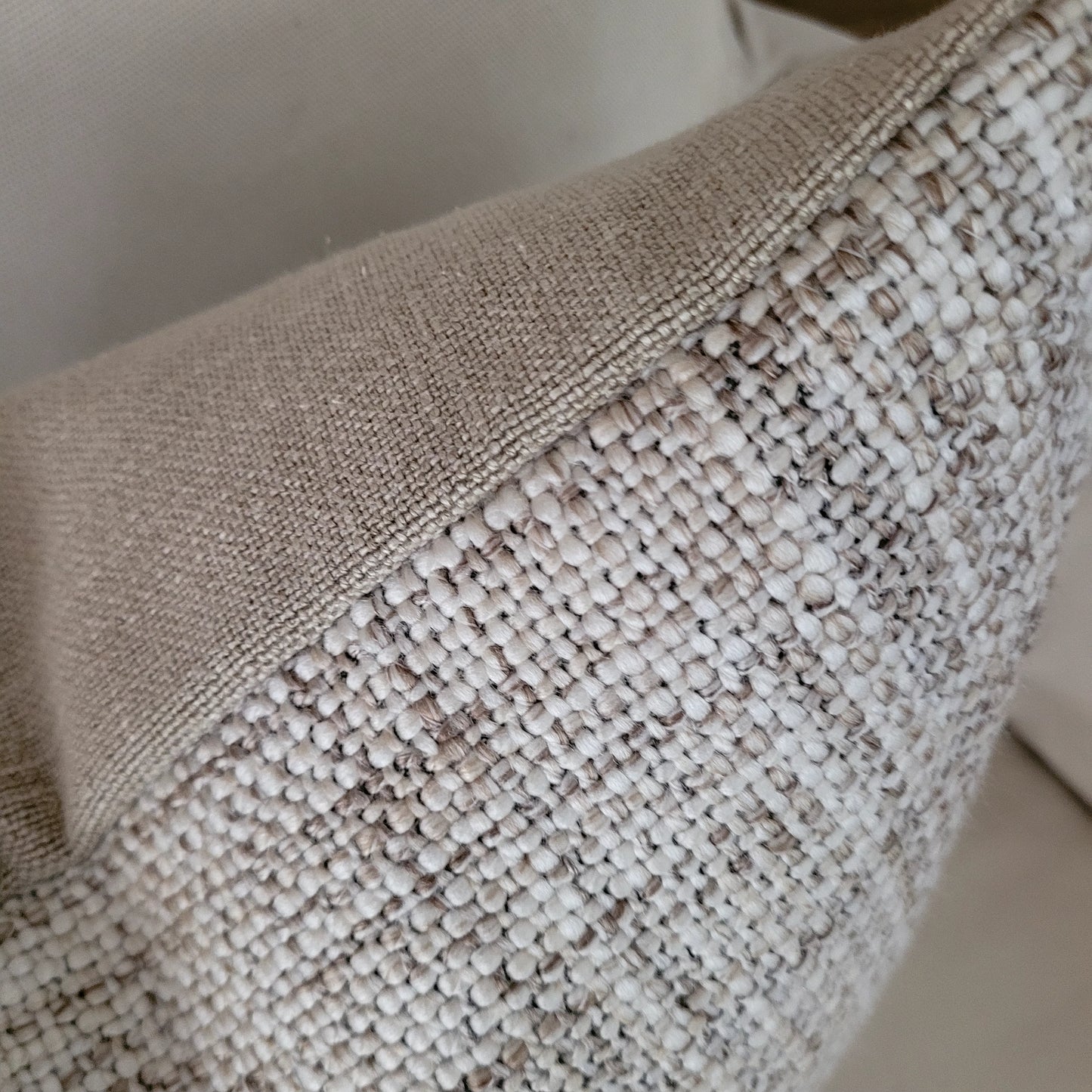 Oliver Pillow Cover