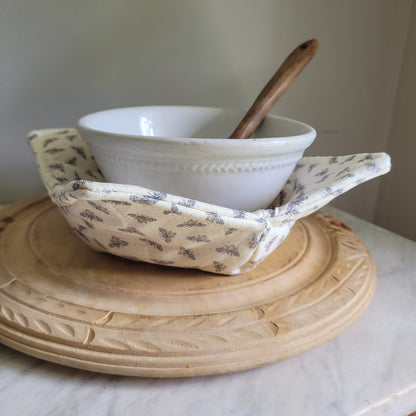 Bumble Bee Bowl Cozy