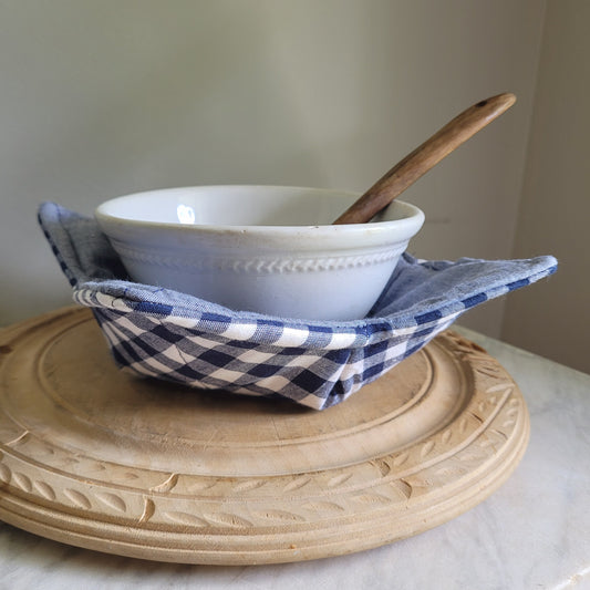 Reversible Navy Gingham Bowl Cozy