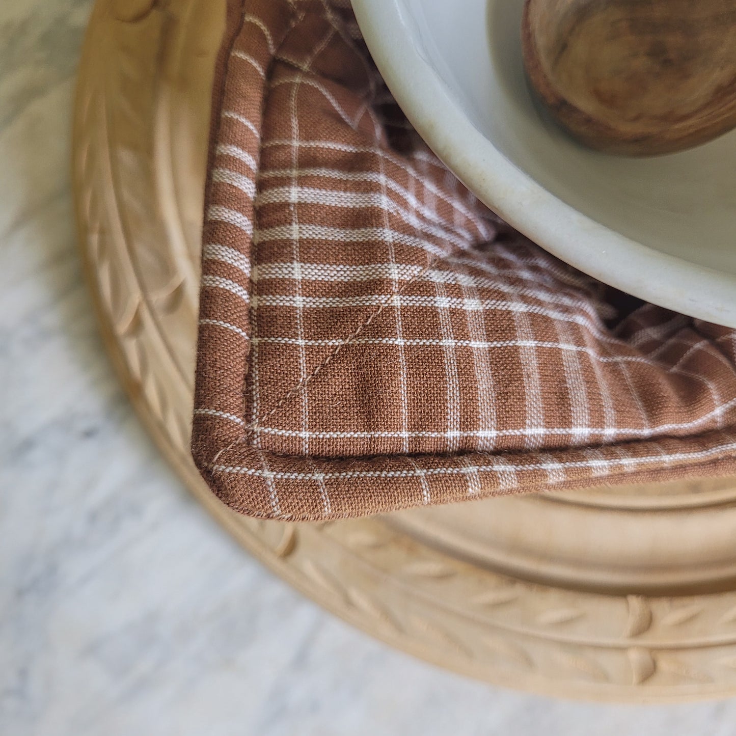 Reversible Brown Plaid Bowl Cozy