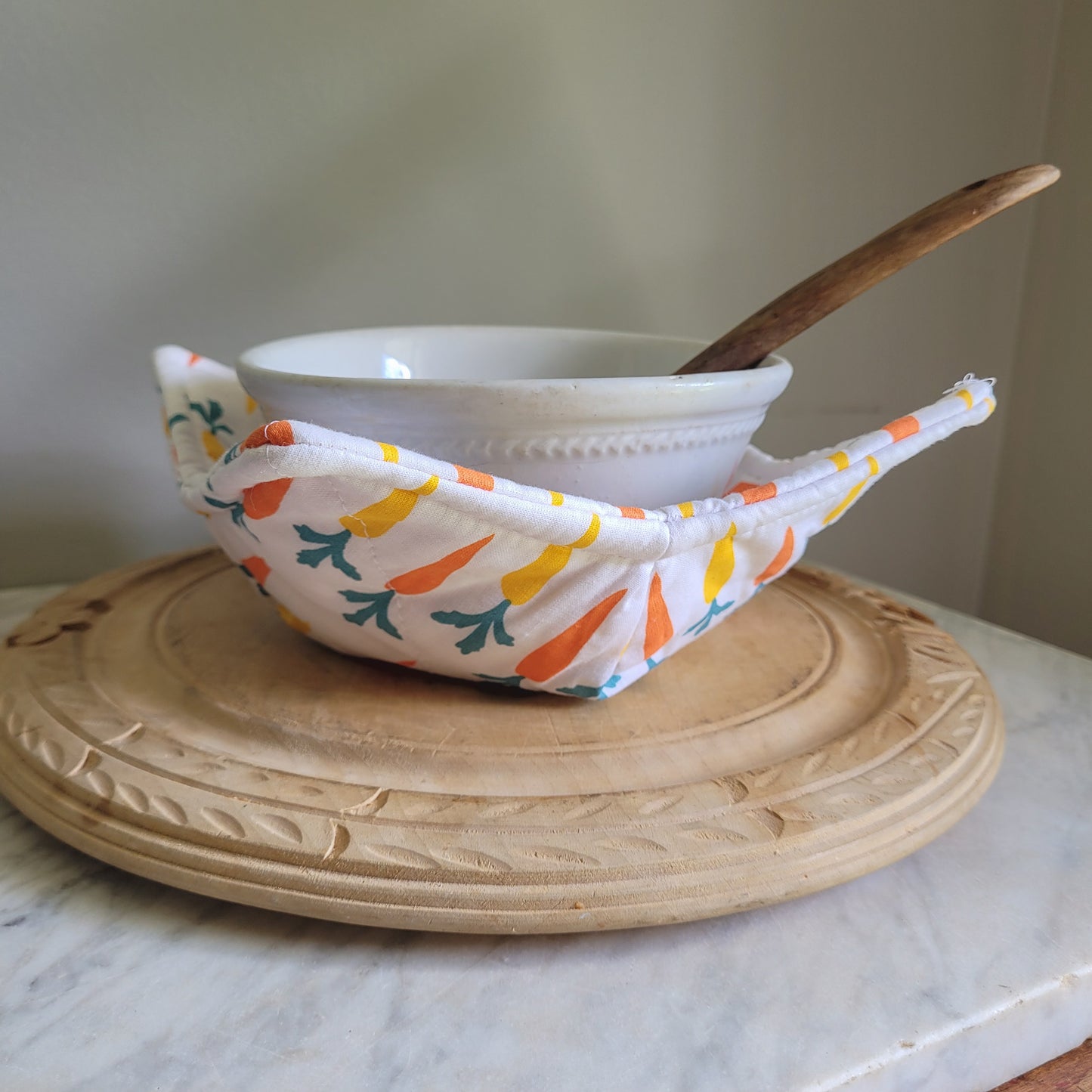 Carrots Bowl Cozy