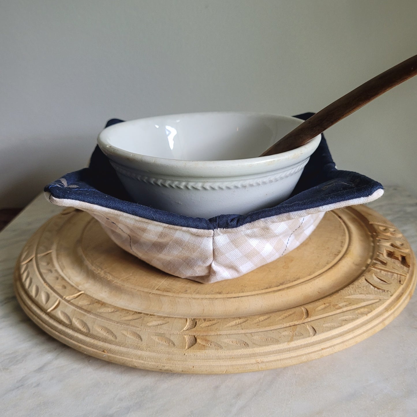 Reversible Taupe Gingham Bowl Cozy