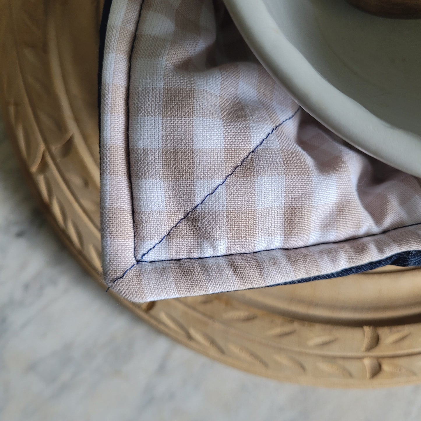 Reversible Taupe Gingham Bowl Cozy