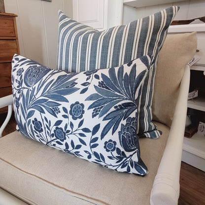 Sunday Outdoor Pillow Cover (22x22)